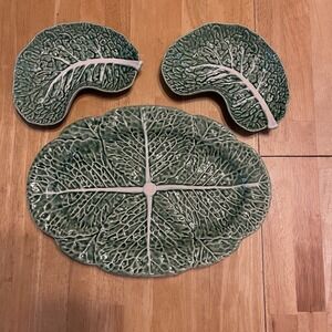 BORDALLO PINHEIRO Large 14.5" Green Cabbage Leaf Platter 2 Plates
